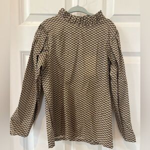 NWT Mabo girls Ruffle neck button back floral blouse 6-7 size
